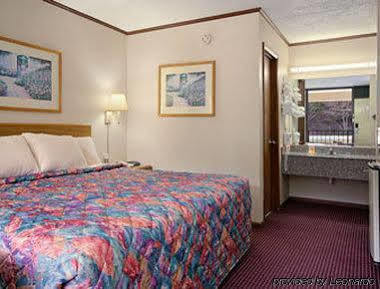 Serenity Hotel 2*